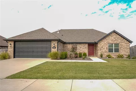 315 N Otoe St, Farmington, AR 72730