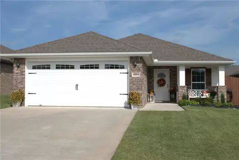 6004 NW Mcclellen St, Bentonville, AR 72713