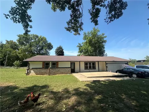 12973 Colonel Myers Rd, Bentonville, AR 72713