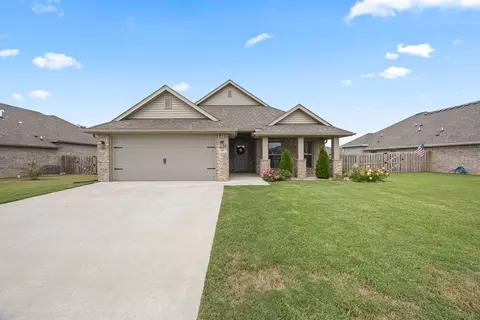 307 Trimble Ln, Pea Ridge, AR 72751