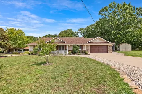 36 Kirkcaldy Dr, Bella Vista, AR 72715