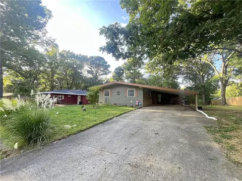 4 Ipswich Dr, Bella Vista, AR 72714