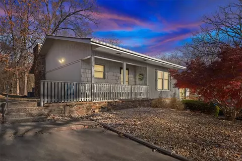 15 Abingdon Ln, Bella Vista, AR 72715