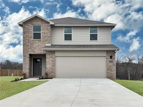 139 S Maroon Ave, Fayetteville, AR 72704