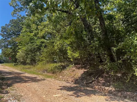 Park Avenue, Lead Hill, AR 72644
