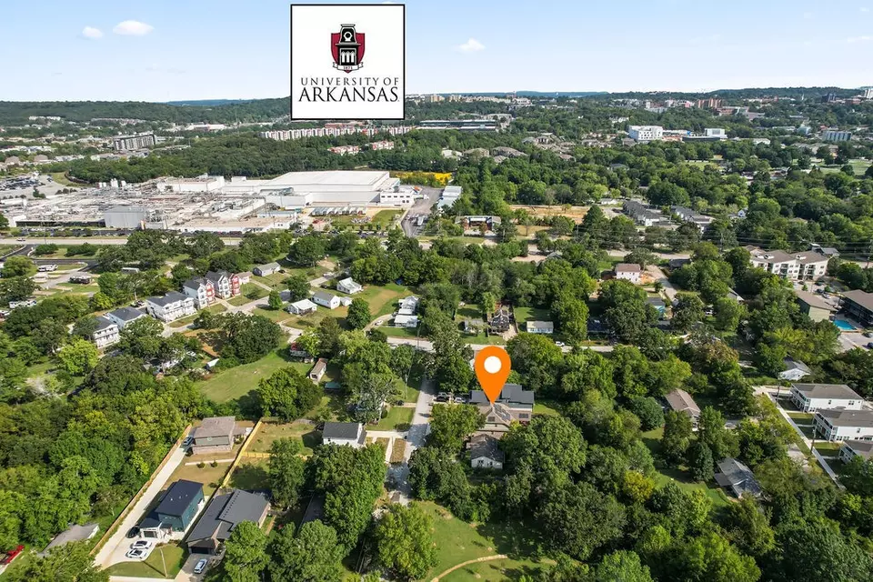 View/Area - 1626 S Price Ave, Fayetteville, AR 72701 photo 6 of 7