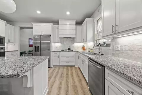 Kitchen - 1626 S Price Ave, Fayetteville, AR 72701 photo 1 of 3