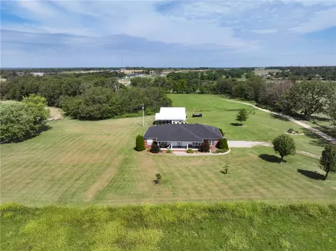 3228 Gray Dr, Springdale, AR 72762