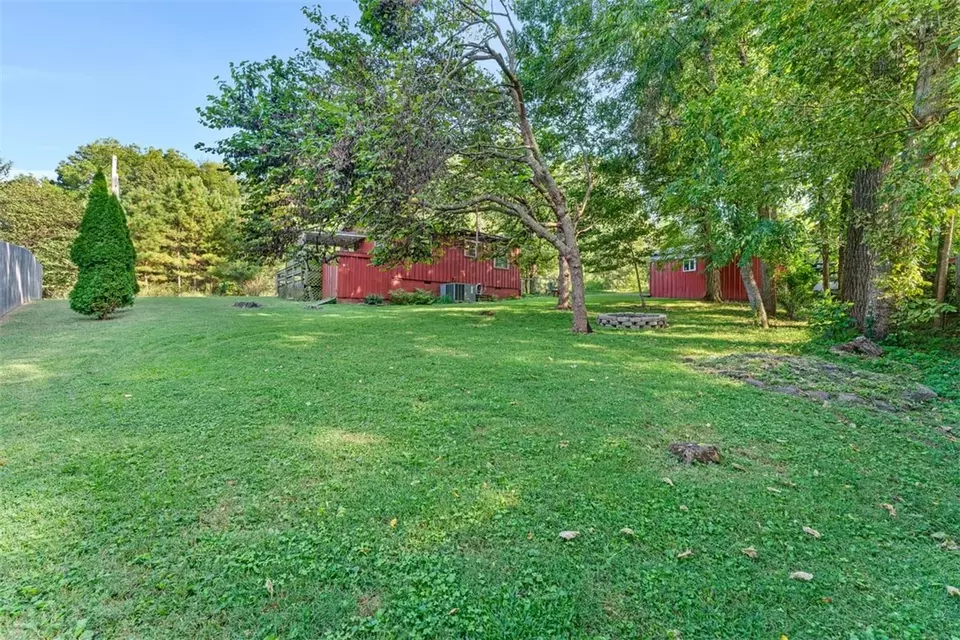 Exterior - 19129 Shoreline Way, Fayetteville, AR 72703 photo 5 of 10