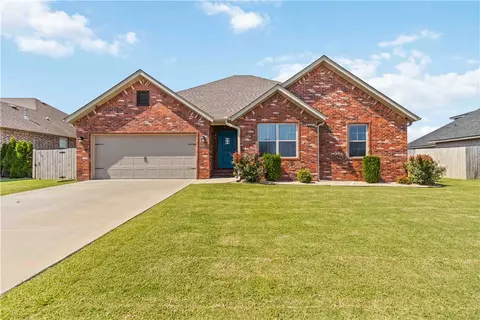 4406 Hamlet St, Springdale, AR 72764