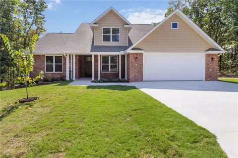 4 Muirkirk Ln, Bella Vista, AR 72715