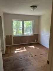 Bedroom - 212 Redbud Trl, West Fork, AR 72774 photo 1 of 6