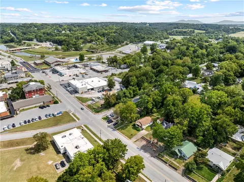View/Area - 610 W Central Ave, Harrison, AR 72601 photo 1 of 3