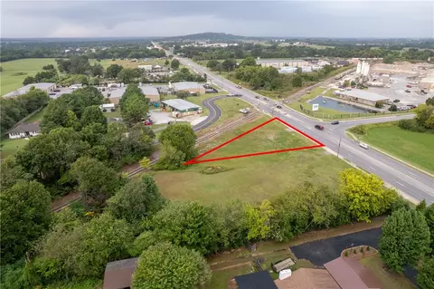 515 E Highway 264, Springdale, AR 72764