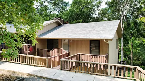 35 Dogwood Dr, Bella Vista, AR 72715