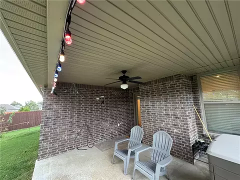 Exterior - 1110 Tulip St, Centerton, AR 72719 photo 9 of 19