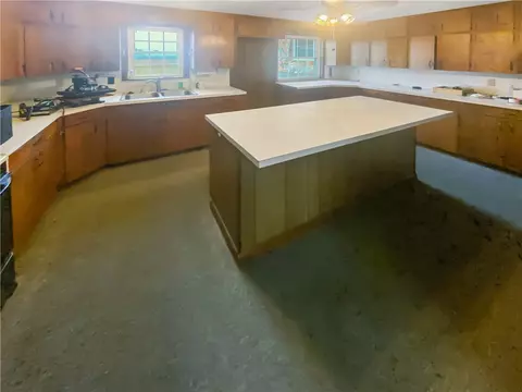 Kitchen - 5677 Cowan Loop, Harrison, AR 72601 photo 1 of 2