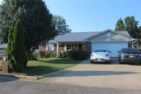 911 Tate St, Clarksville, AR 72830