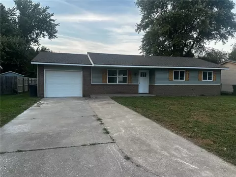 1315 W Janda Dr, Rogers, AR 72756