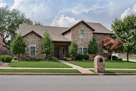 315 NW O St, Bentonville, AR 72712