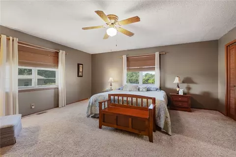 Bedroom - 4725 E Highway 64, Alma, AR 72921 photo 5 of 6