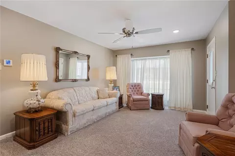 Living - 4725 E Highway 64, Alma, AR 72921 photo 3 of 3