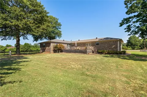 Exterior - 4725 E Highway 64, Alma, AR 72921 photo 6 of 9