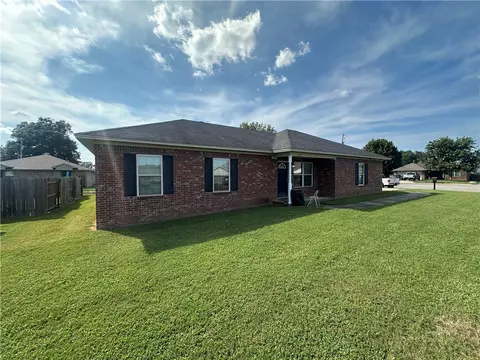 1527 E 11th Cv, Russellville, AR 72801