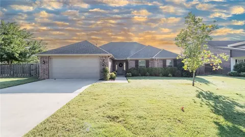 1708 S Monarch Ave, Fayetteville, AR 72701