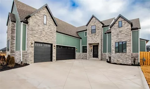 3620 Bearpaw, Bentonville, AR 72712