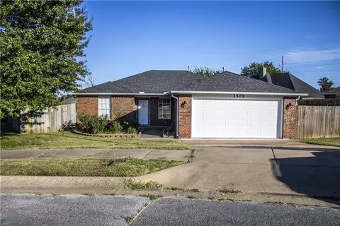 2503 Chanel St, Siloam Springs, AR 72761