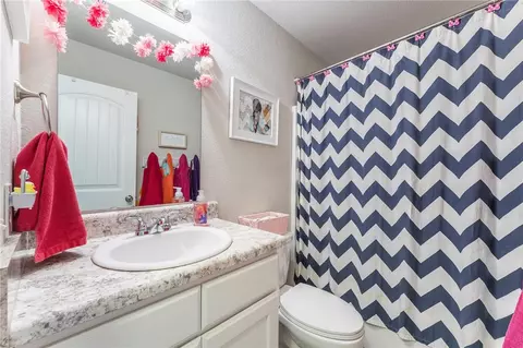 Bath - 7307 Devonshire Ave, Springdale, AR 72762 photo 1 of 1