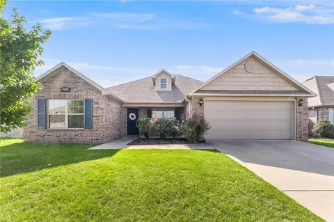 7307 Devonshire Ave, Springdale, AR 72762
