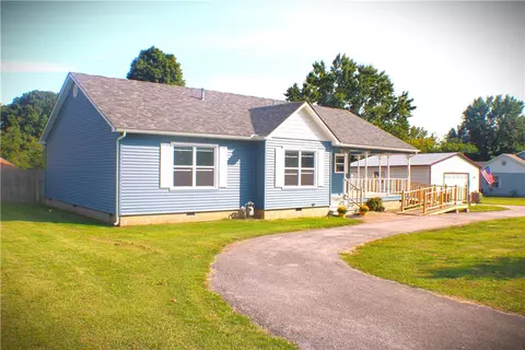 1420 Kay Lyn Dr, Pea Ridge, AR 72751