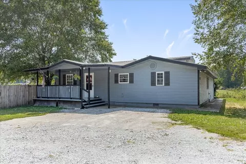 508 2nd Ave, Gravette, AR 72736
