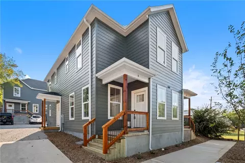 588 S Willow Ave #1 AND 2, Fayetteville, AR 72701