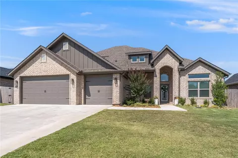 5648 Lavender Ave, Springdale, AR 72762