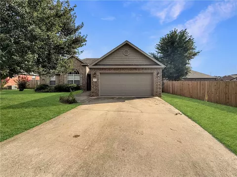 2703 SW Ledbury Cv, Bentonville, AR 72713