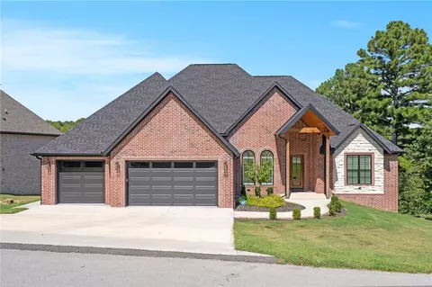 20 Kelaen Dr, Bella Vista, AR 72715