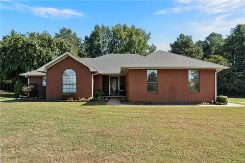 3820 Newberry, Alma, AR 72921
