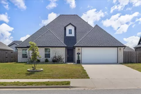 2701 Suncrest Ave, Springdale, AR 72764