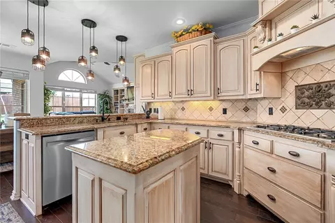 12608 Marble Dr, Fort Smith, AR 72916 photo 9