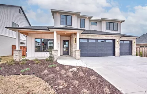3601 SW Starburst Ave, Bentonville, AR 72713