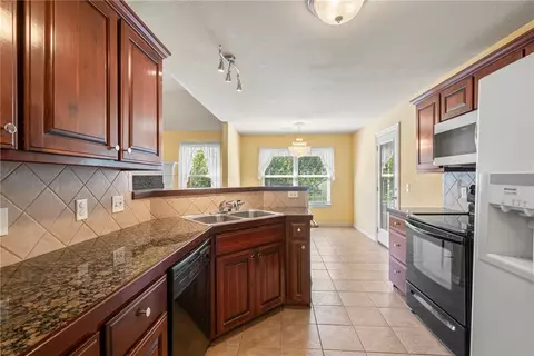Kitchen - 469 Brandons Loop, Springdale, AR 72762 photo 2 of 2