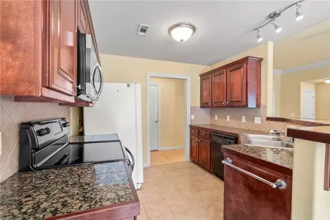 Kitchen - 469 Brandons Loop, Springdale, AR 72762 photo 1 of 2