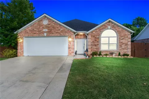 Exterior - 1258 Apache Trl, Springdale, AR 72764 photo 8 of 8