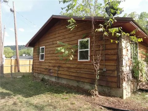 203 Range St, Marshall, AR 72650 photo 4