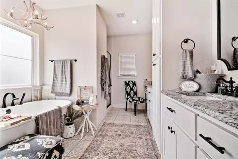 10025 Bunch Cir, Gravette, AR 72736 photo 15