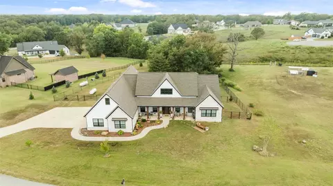 10025 Bunch Cir, Gravette, AR 72736 photo 24