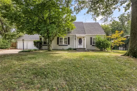 613 Mill St, Springdale, AR 72764